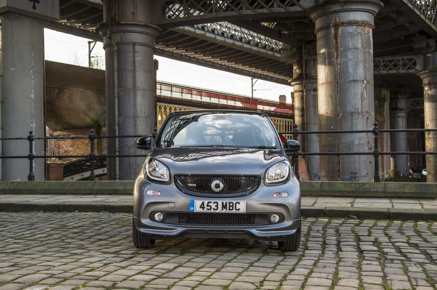  Smart ForFour Xclusive by Brabus 2016 года  (UK) (фото 19 из 23)